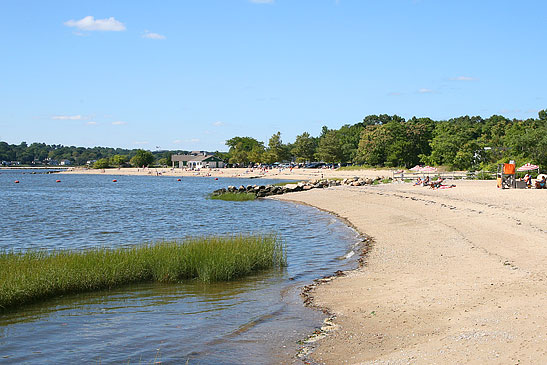 Direct Waterfront Real Estate Abounds in Darien, CT